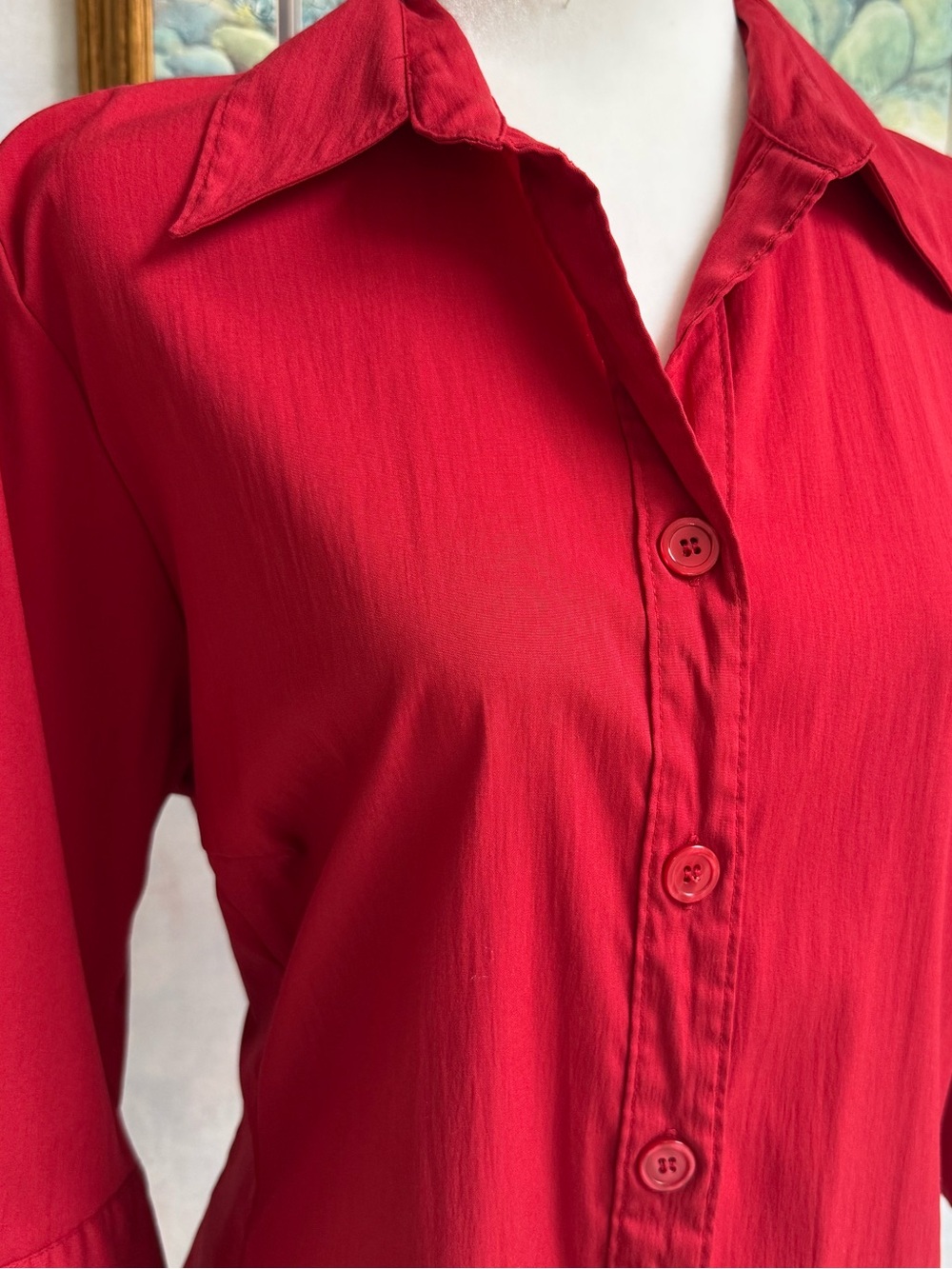 Dress Barn Crimson Red Button Up V-Neck 3/4 Sleeves, Stretch, Always Looks Crisp